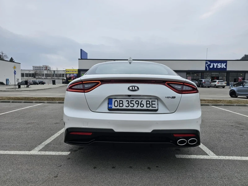 Kia Stinger 2.2crdi, 4x4, ОТ БГ, КАТО НОВА, снимка 5 - Автомобили и джипове - 49325334