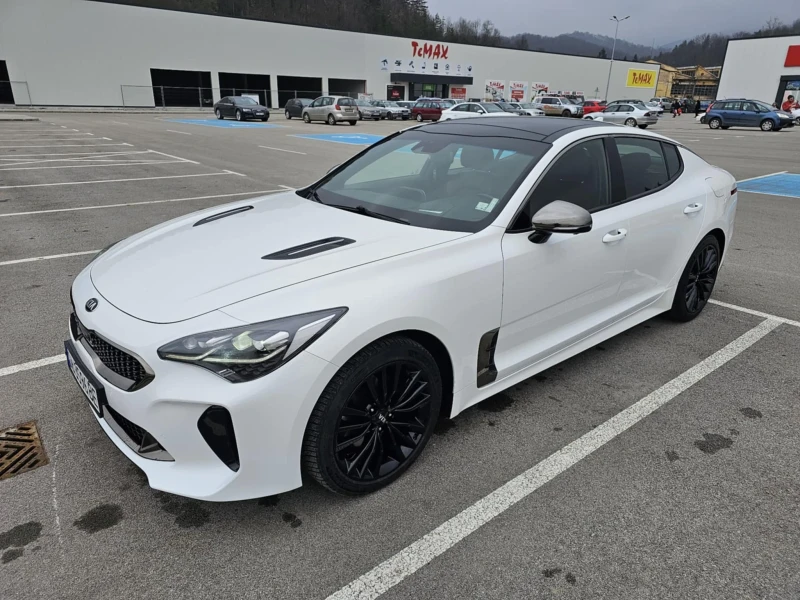 Kia Stinger 2.2crdi, 4x4, ОТ БГ, КАТО НОВА, снимка 1 - Автомобили и джипове - 49325334