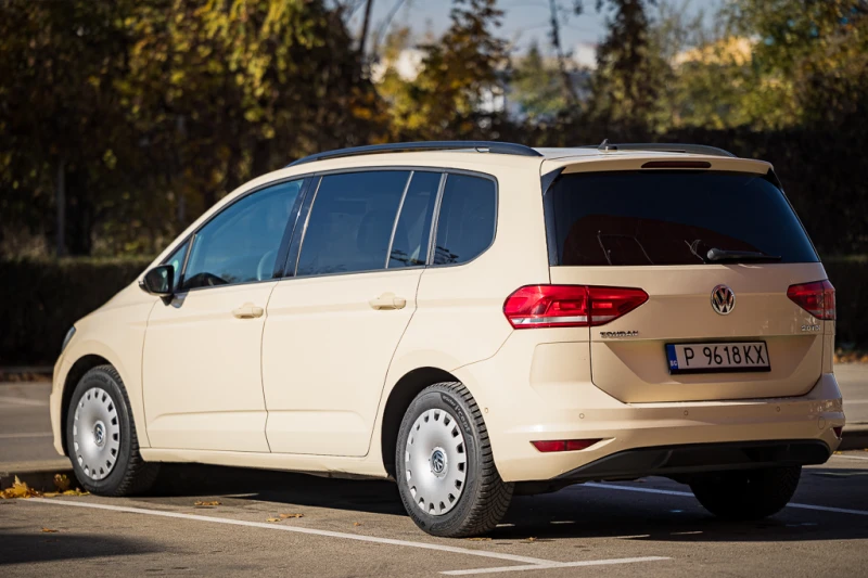 VW Touran 2.0tdi cr DSG6, снимка 4 - Автомобили и джипове - 51474186