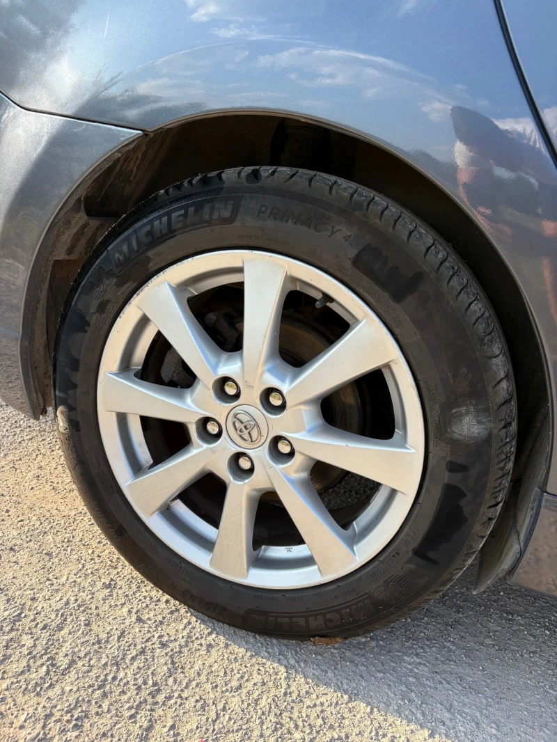 Toyota Avensis Toyota Avensis 2.0 126hp D4D, снимка 5 - Автомобили и джипове - 52672135