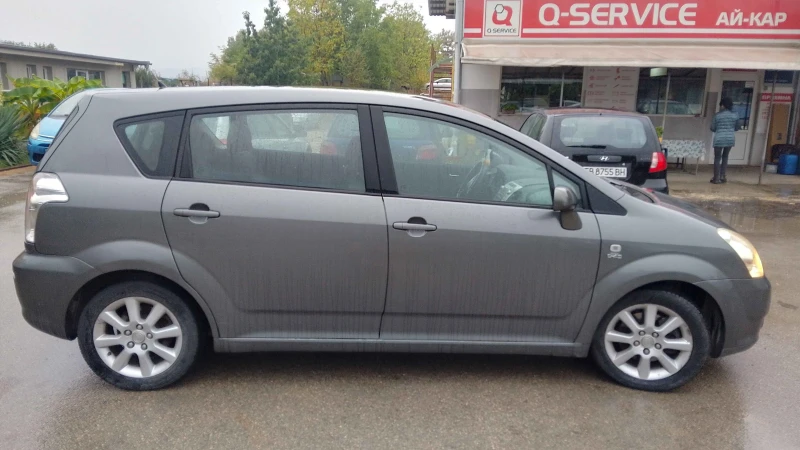 Toyota Corolla verso, снимка 5 - Автомобили и джипове - 51922173