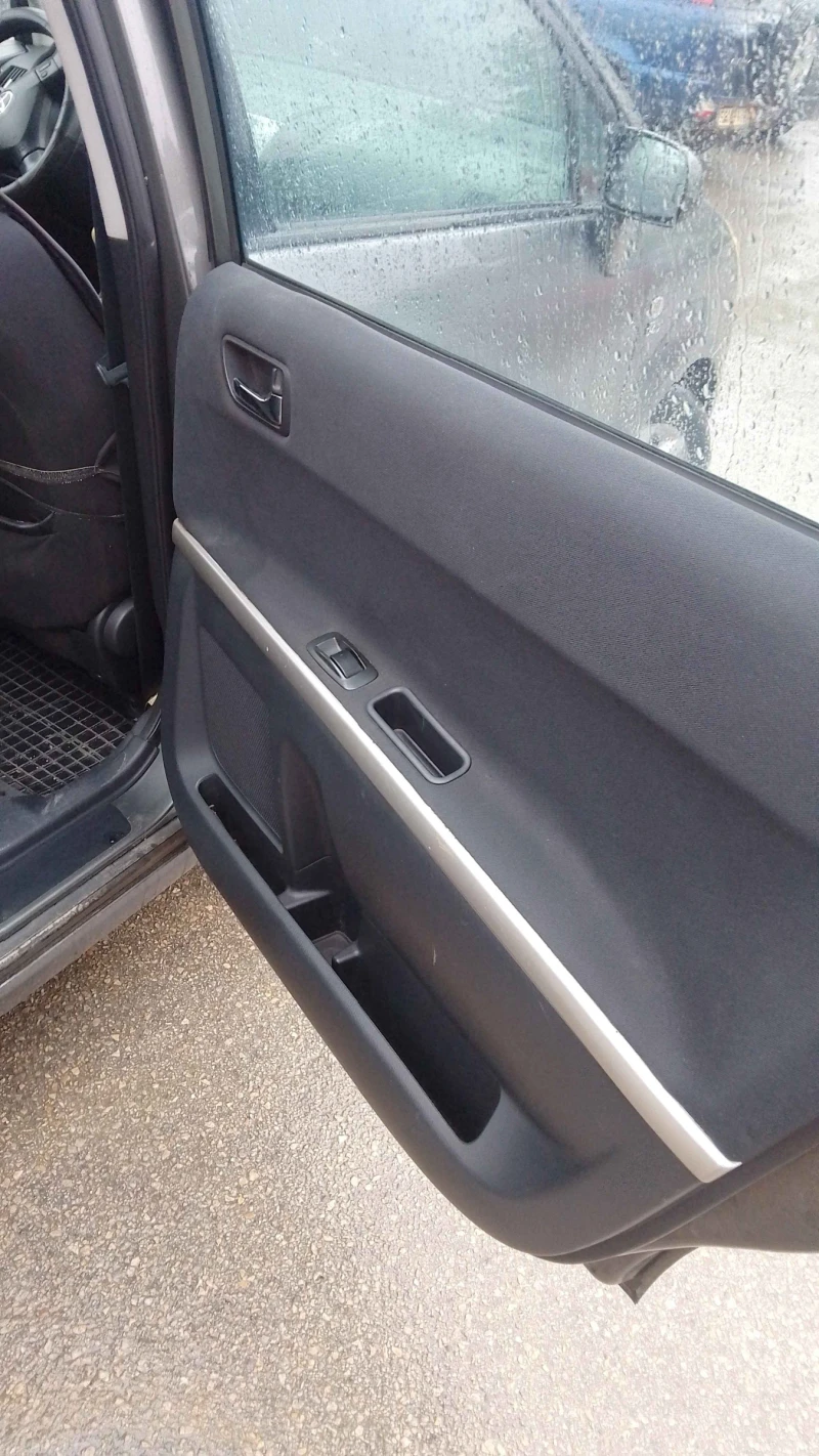 Toyota Corolla verso, снимка 10 - Автомобили и джипове - 51922173