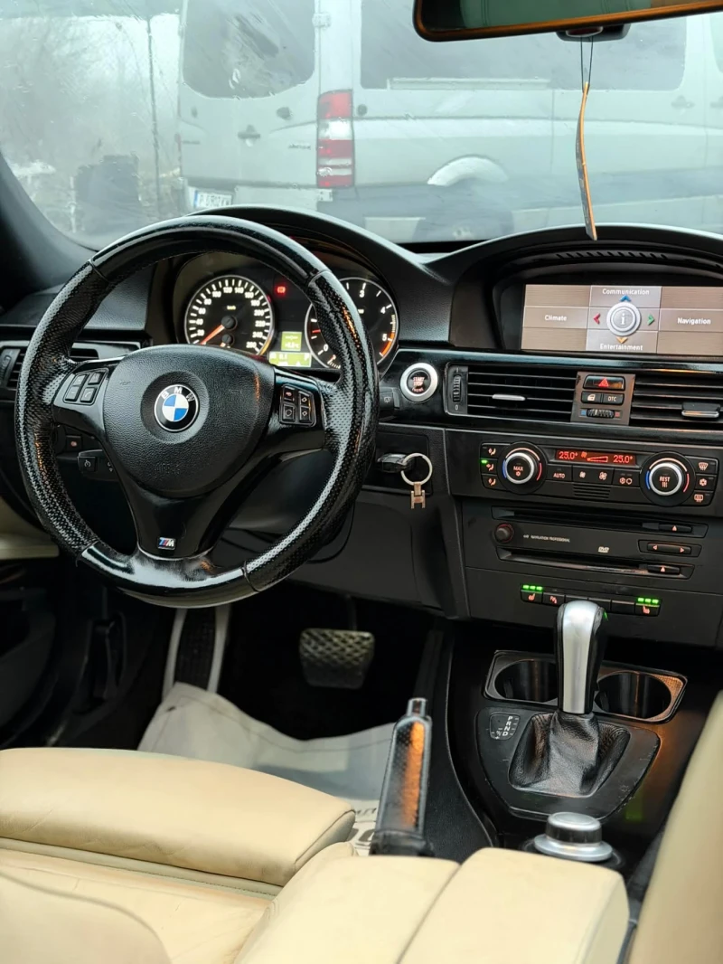 BMW 330, снимка 5 - Автомобили и джипове - 52723159