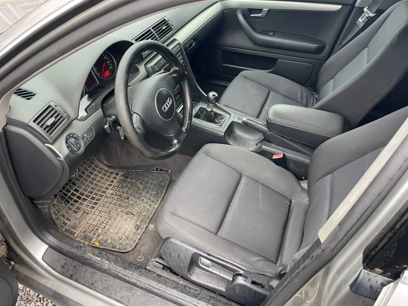 Audi A4 2.5 TDI 163 коня Регистриран Навигация, снимка 8 - Автомобили и джипове - 52895218