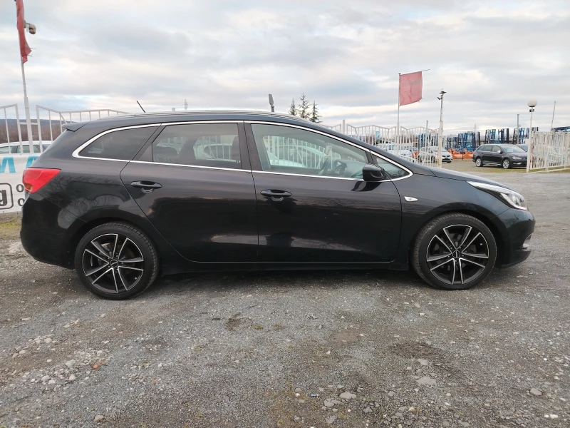 Kia Ceed 1.6-128 КС FACELIFT 6 СК , снимка 4 - Автомобили и джипове - 53169390