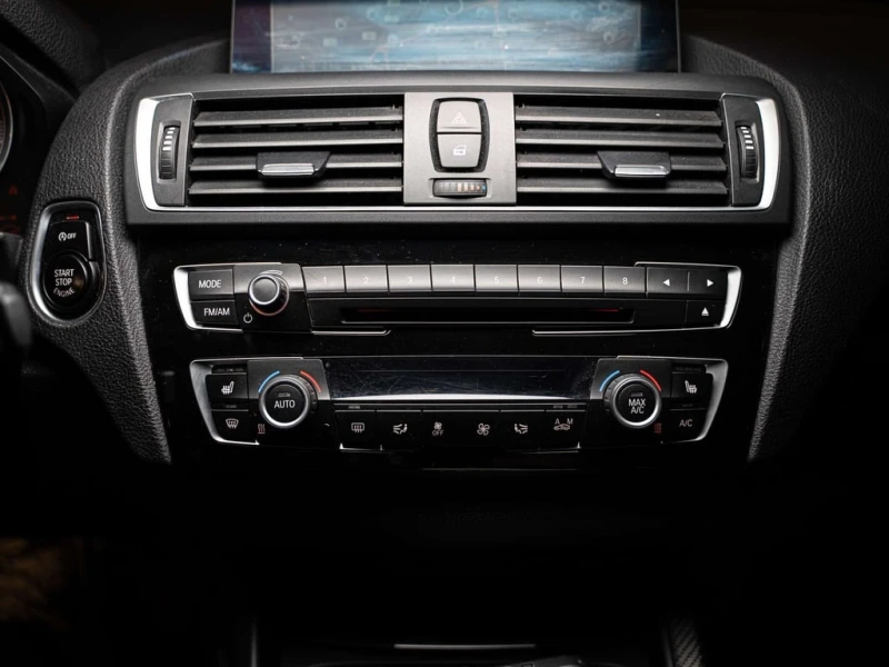 BMW M2 * 2 Series * CARFAX * ЦЕНА ДО БГ, снимка 15 - Автомобили и джипове - 53356640