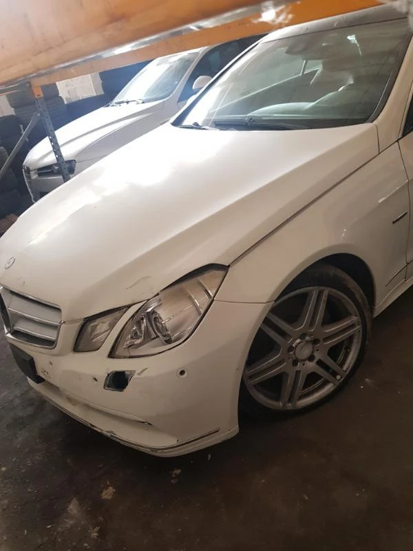 Mercedes-Benz E 250, снимка 2 - Автомобили и джипове - 32802945