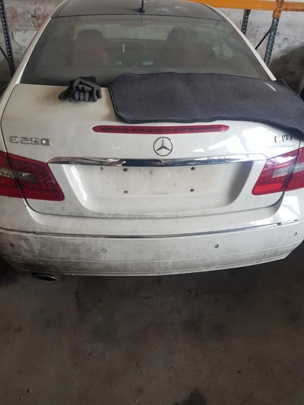 Mercedes-Benz E 250, снимка 4 - Автомобили и джипове - 32802945