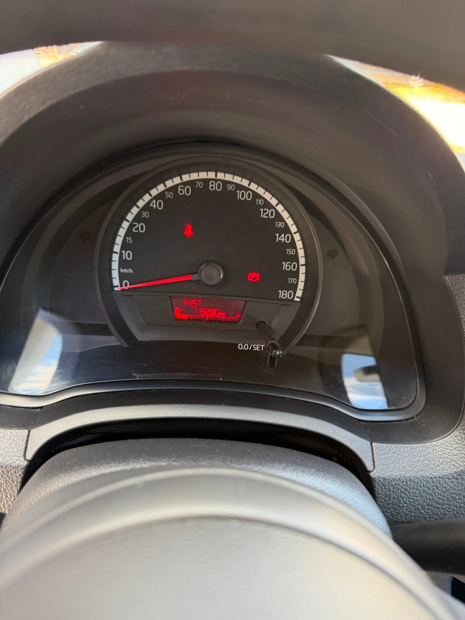 VW Up 1.0 MPI - СОБСТВЕН ЛИЗИНГ !!!, снимка 8 - Автомобили и джипове - 48850397