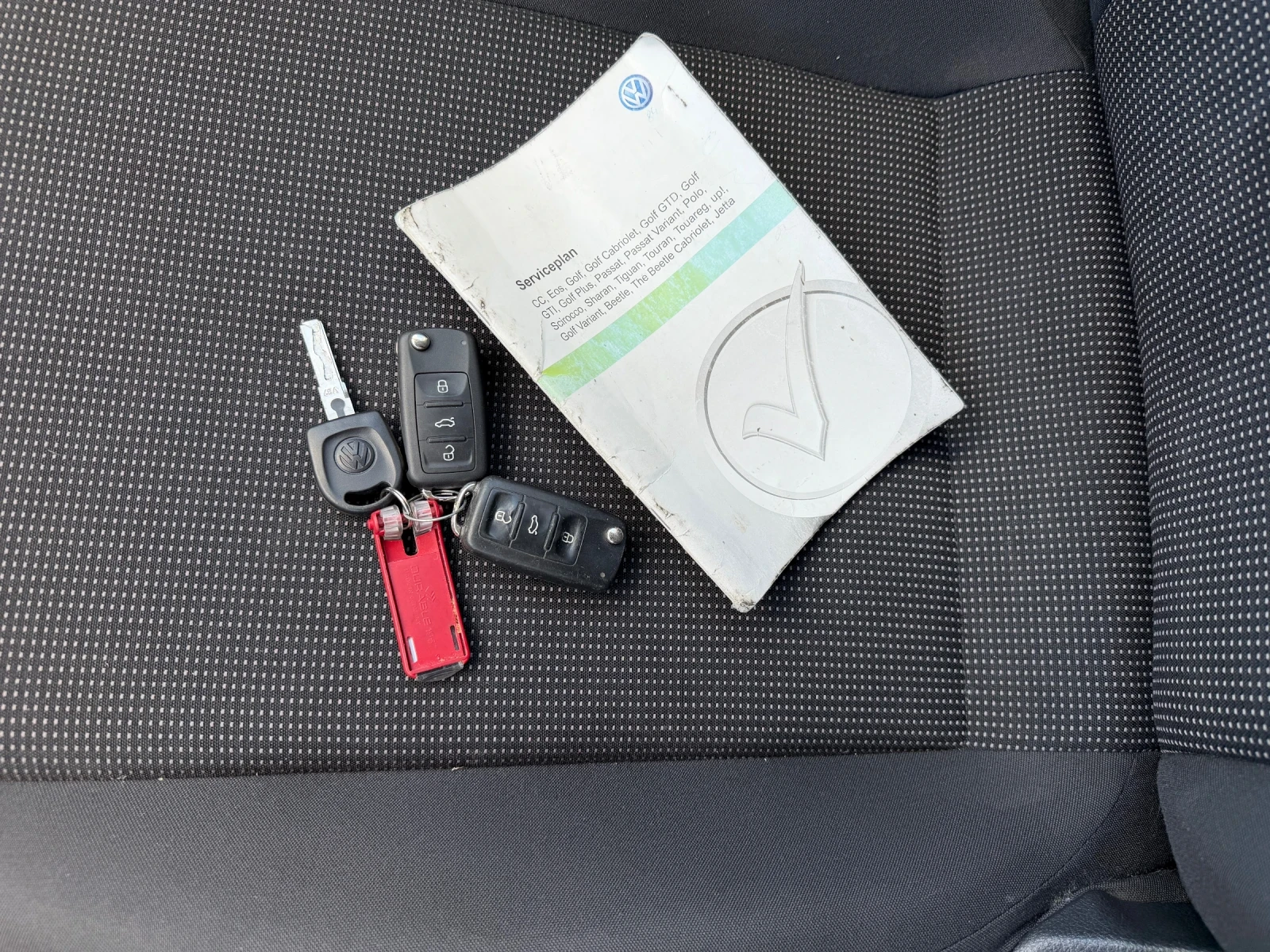VW Up 1.0 MPI - СОБСТВЕН ЛИЗИНГ !!!, снимка 15 - Автомобили и джипове - 48850397