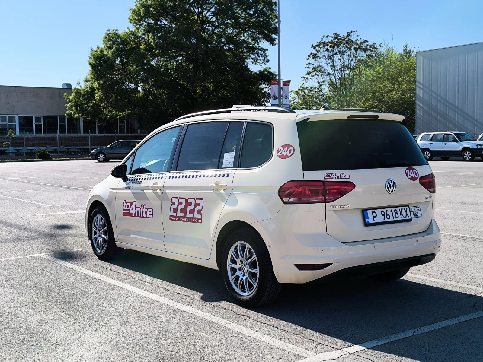 VW Touran 2.0tdi cr DSG6 - изображение 4