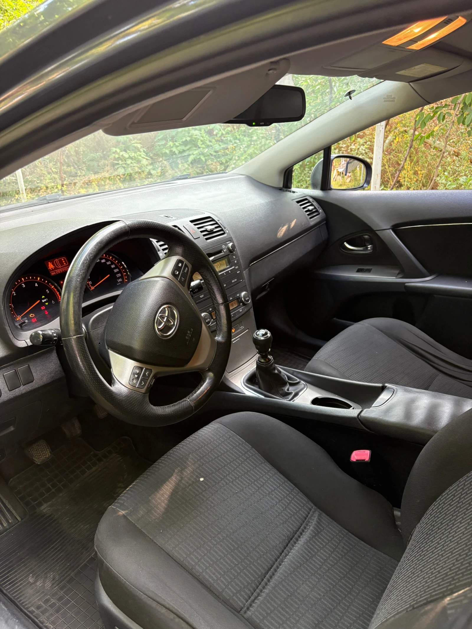 Toyota Avensis  - изображение 10