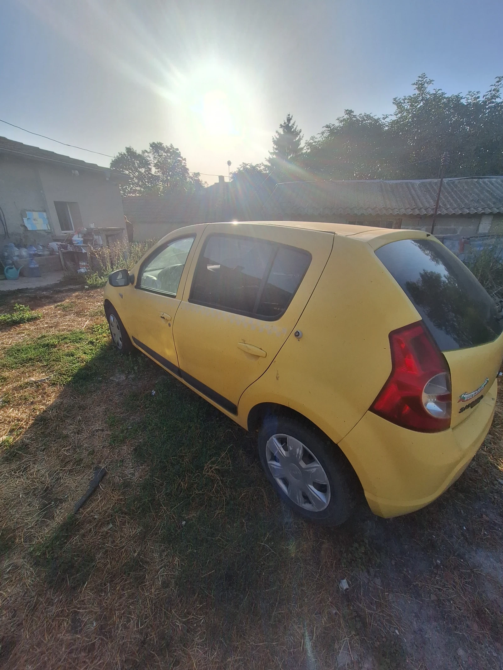 Dacia Sandero  - изображение 4