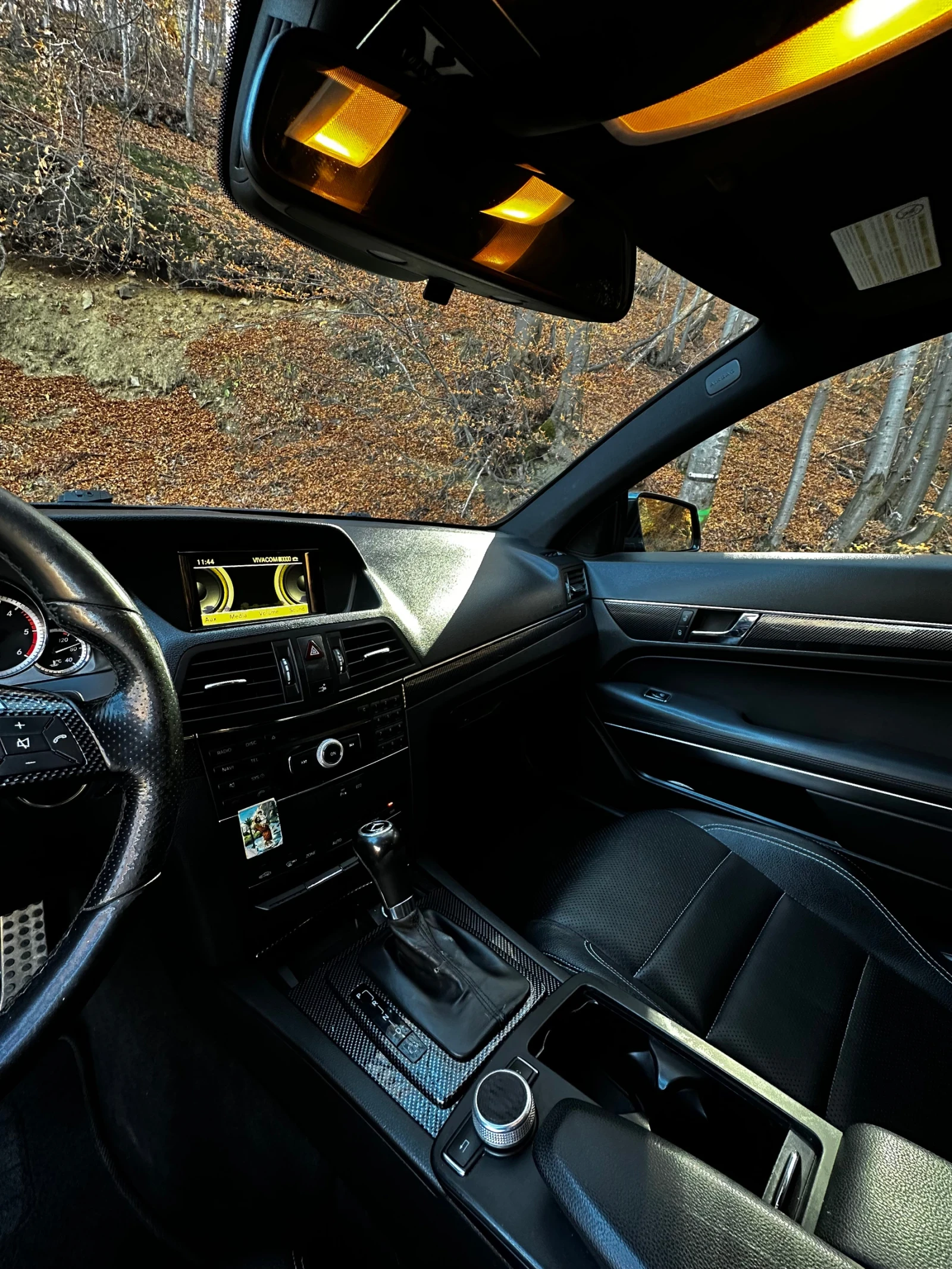 Mercedes-Benz E 350  - изображение 8