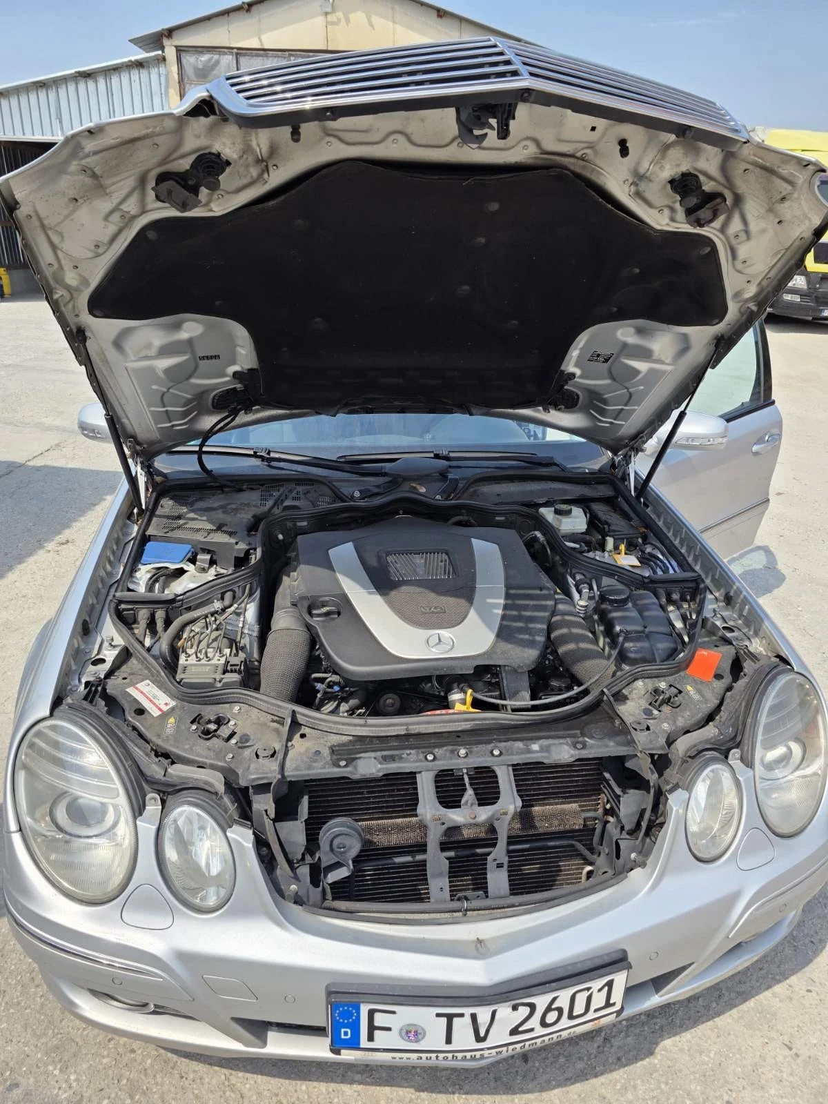 Mercedes-Benz E 280  | Mobile.bg   11