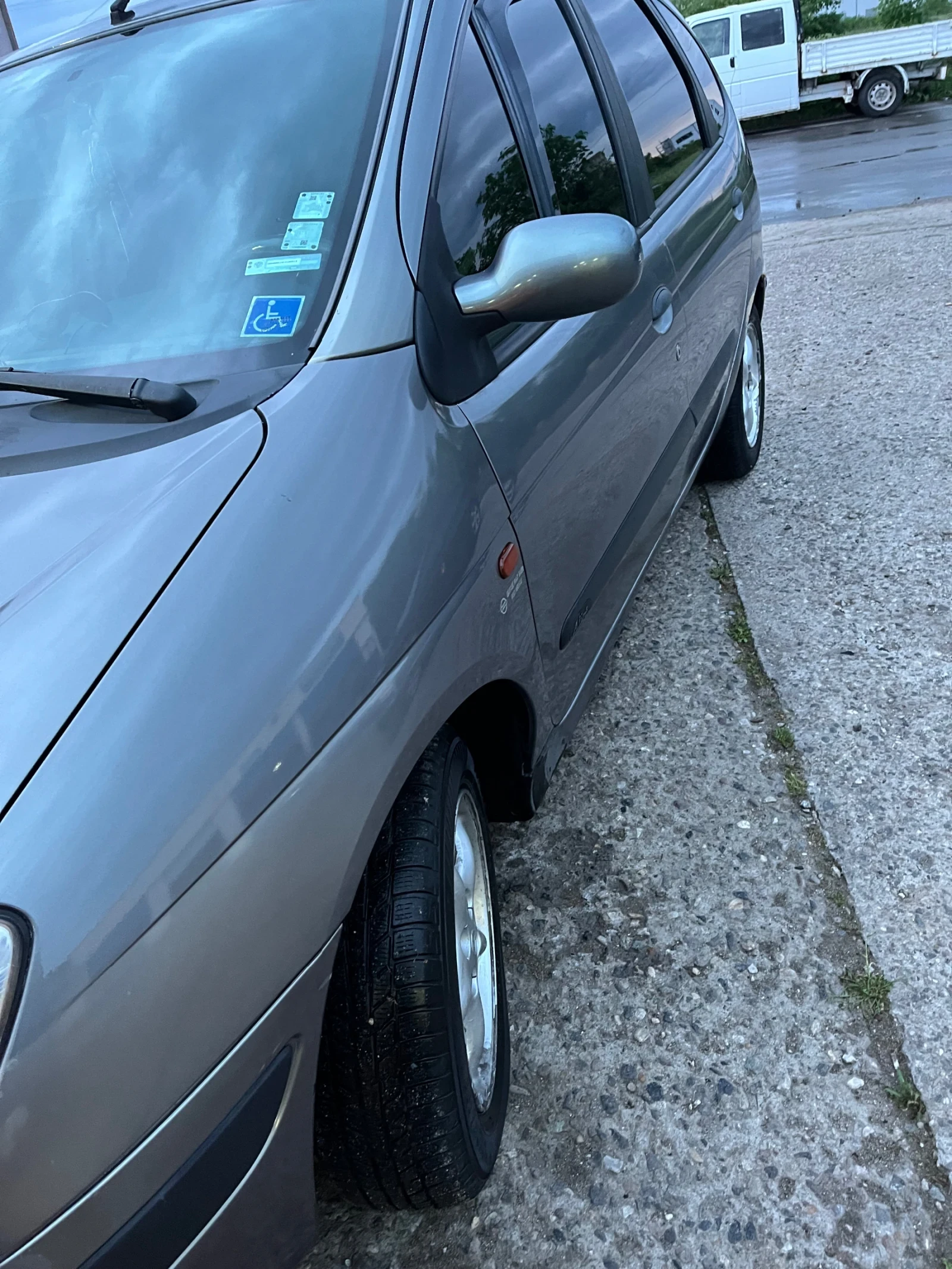 Renault Scenic  - изображение 8