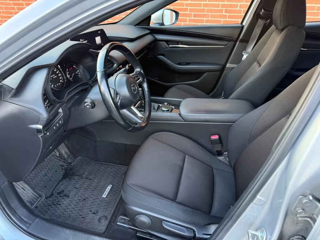 Mazda 3 2.0 SKYACTIV-G 122 HK AUTOMATIC, 1. HAND | Mobile.bg   5