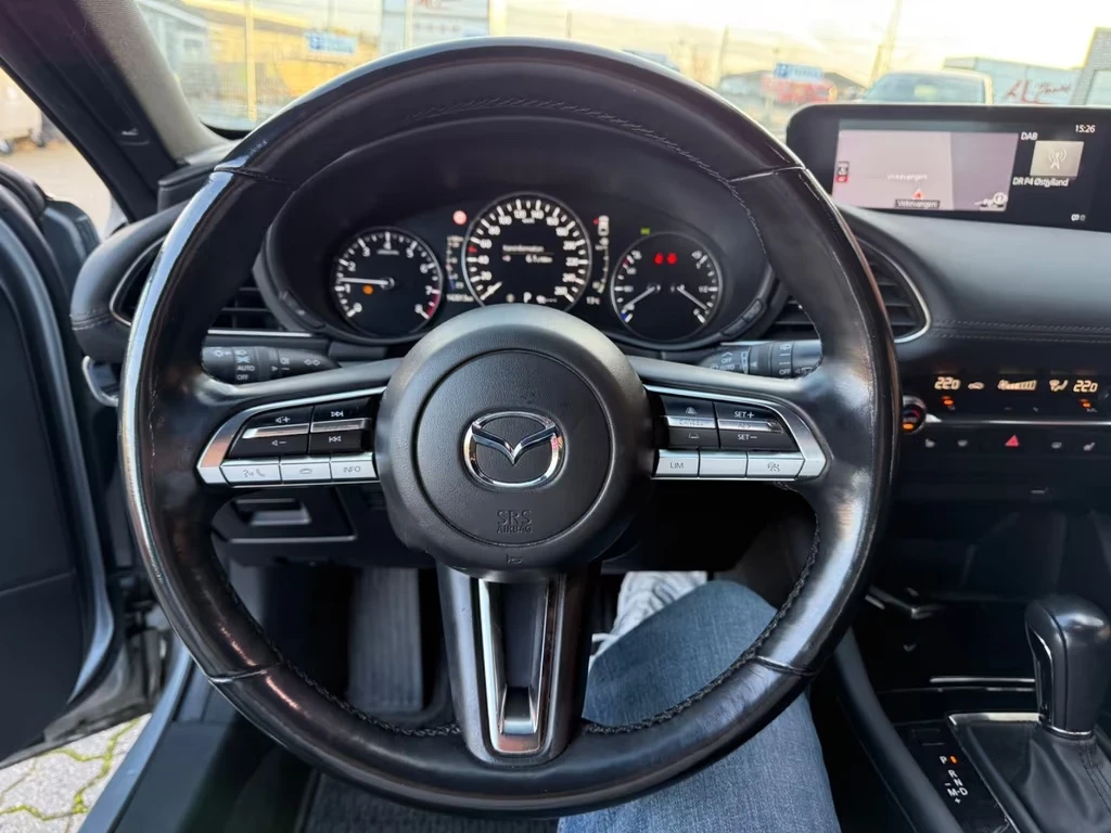 Mazda 3 2.0 SKYACTIV-G 122 HK AUTOMATIC, 1. HAND | Mobile.bg   10