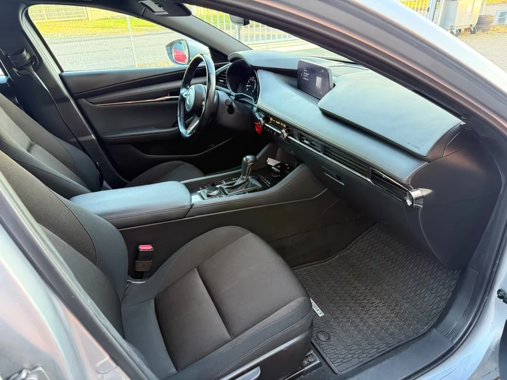 Mazda 3 2.0 SKYACTIV-G 122 HK AUTOMATIC, 1. HAND | Mobile.bg   6