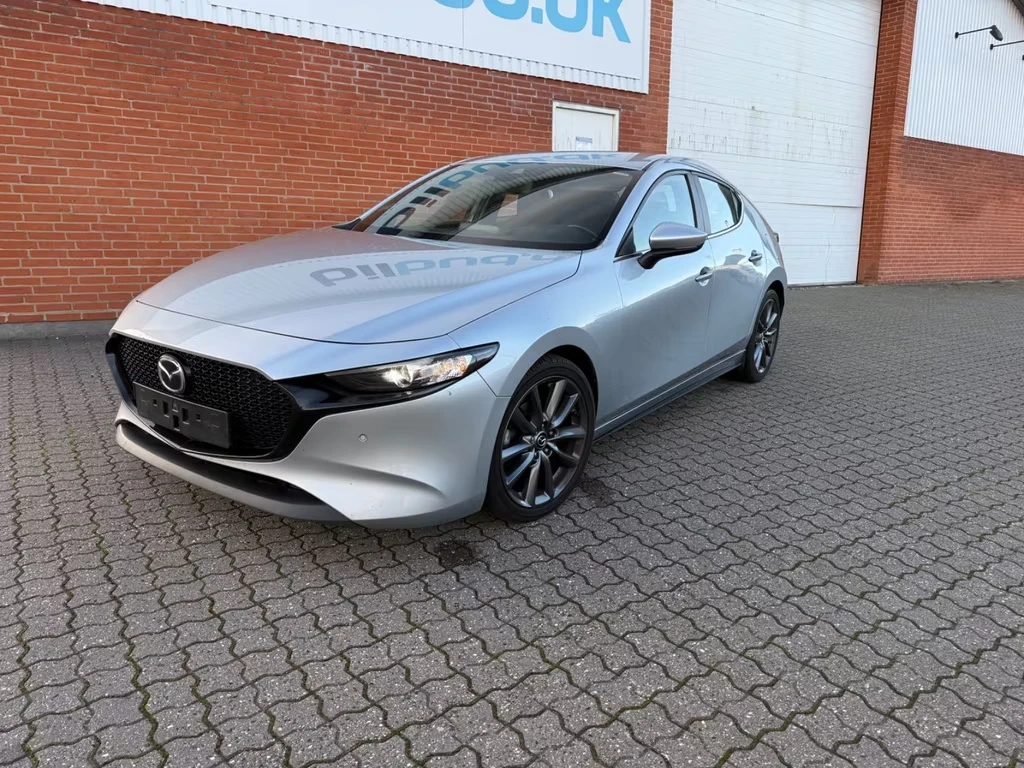 Mazda 3 2.0 SKYACTIV-G 122 HK AUTOMATIC, 1. HAND | Mobile.bg   1