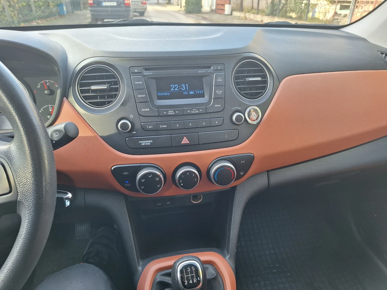 Hyundai I10 1.2 i | Mobile.bg   12