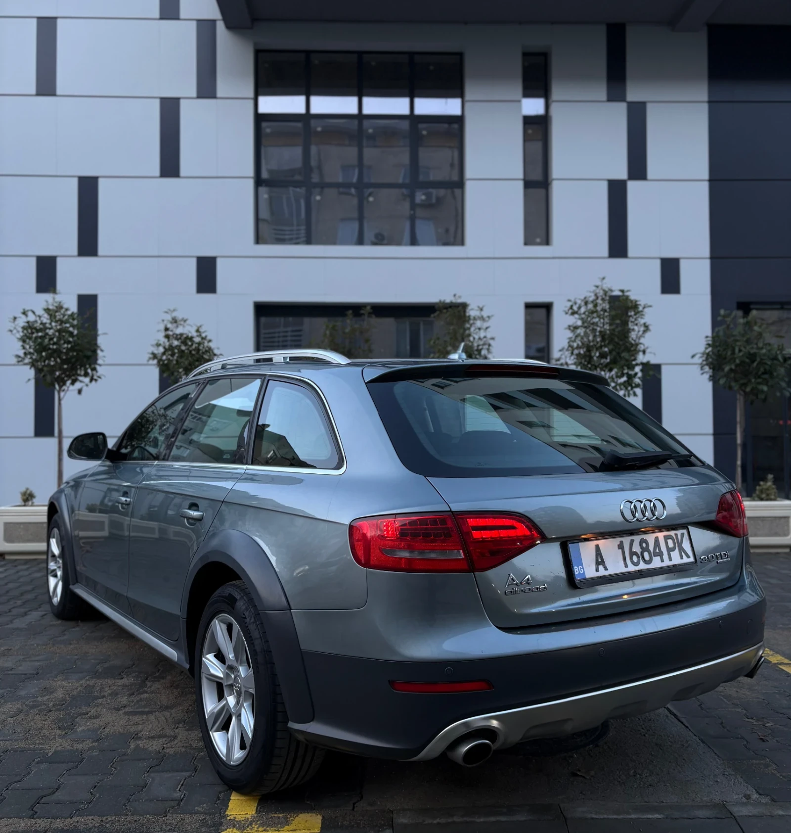 Audi A4 Allroad 3.0TDI* Панорама* Темпомат* MMI* Navi*  - изображение 4