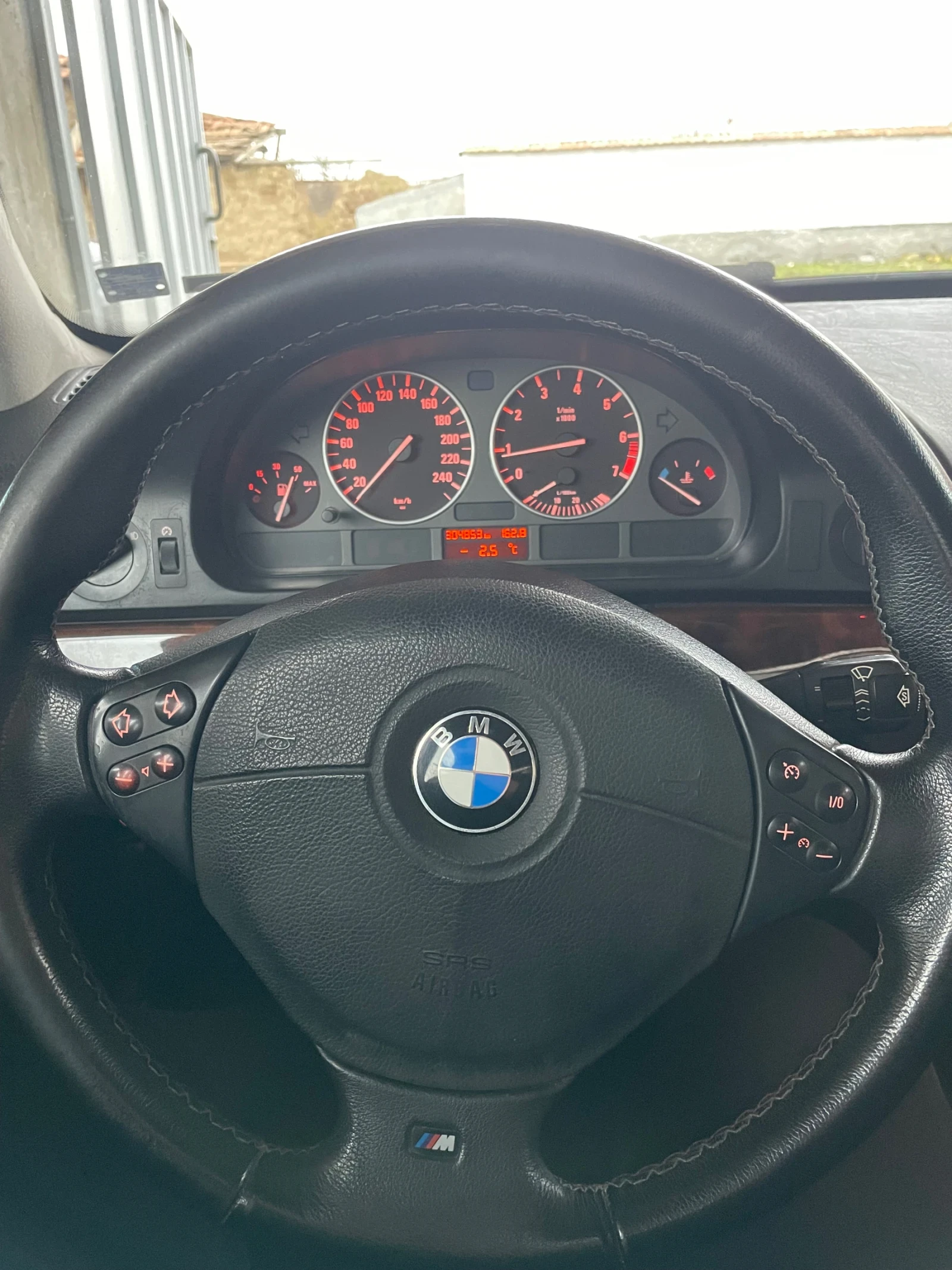 BMW 520  - изображение 4