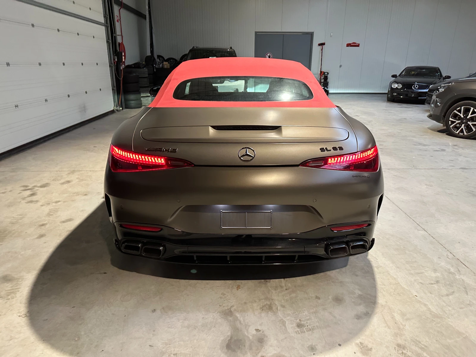 Mercedes-Benz SL 63 AMG  - изображение 2