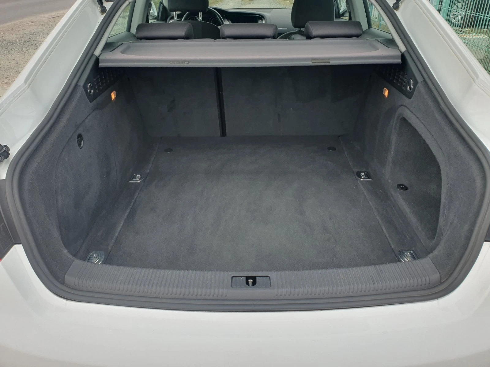 Audi A5 2, 0 TDI SPORTBACK Италия , снимка 10 - Автомобили и джипове - 53946085