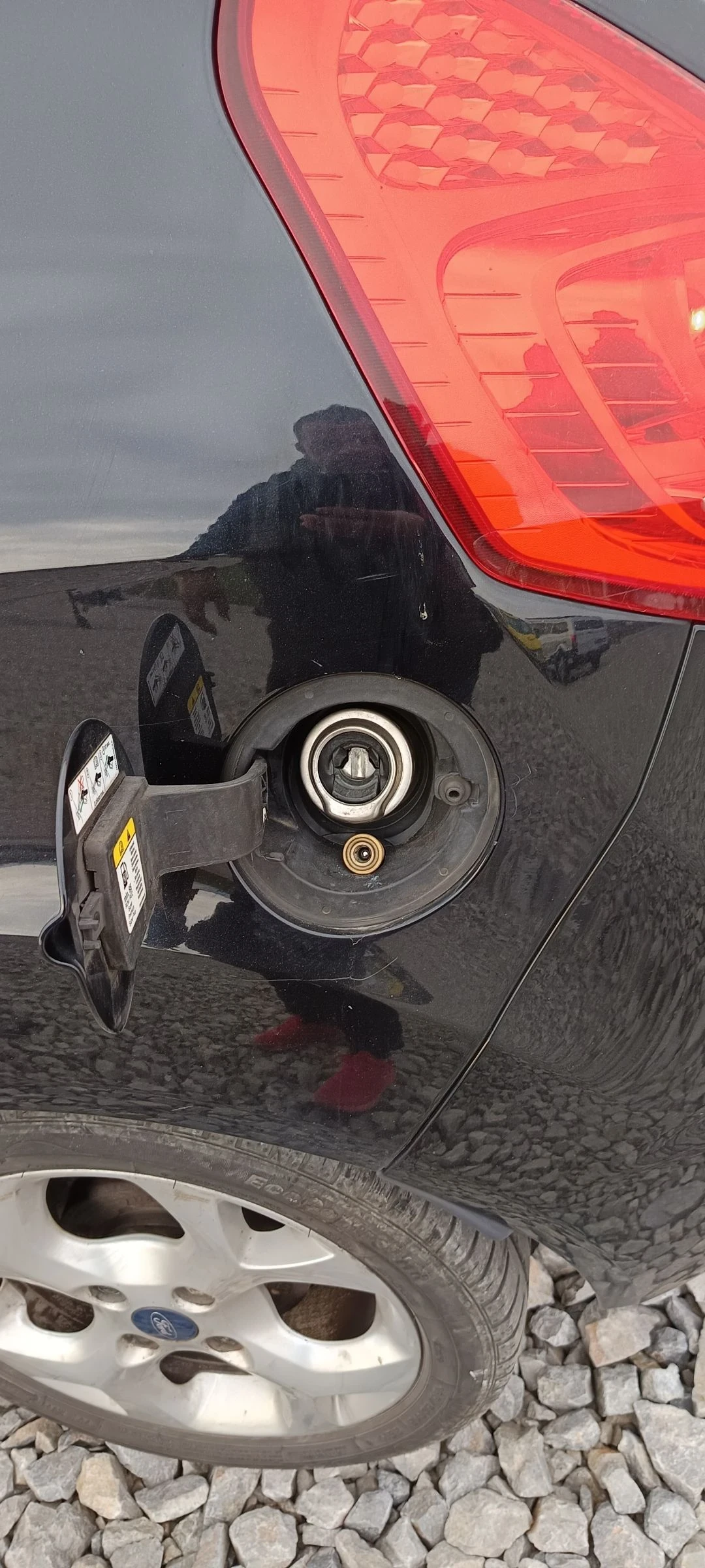 Ford Fiesta 1, 4(Газ бензин)ев5, снимка 13 - Автомобили и джипове - 53964477