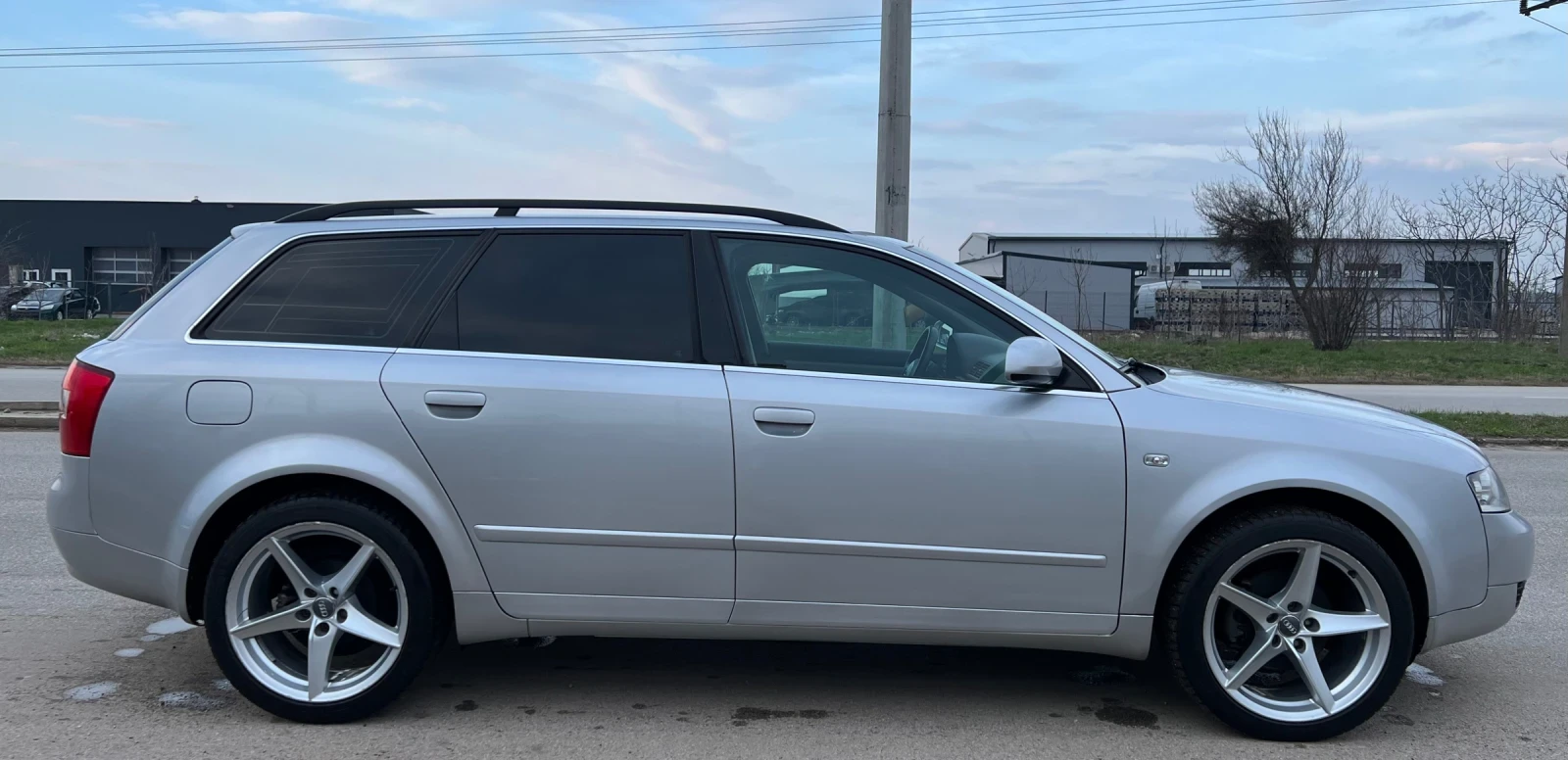 Audi A4 131к.с* 6-скорости* TOP* , снимка 4 - Автомобили и джипове - 53965879