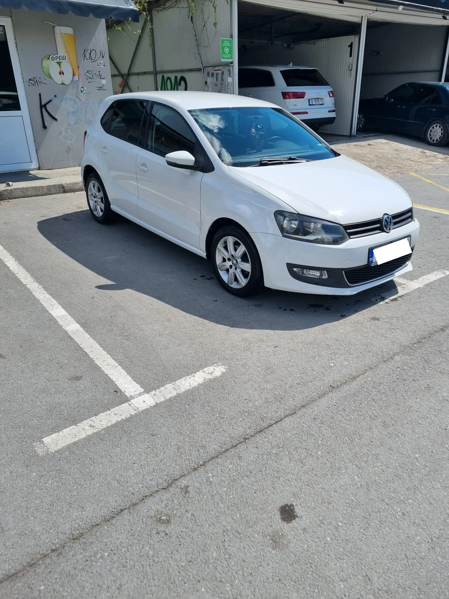 VW Polo 1.6 Tdi, снимка 2 - Автомобили и джипове - 54520145