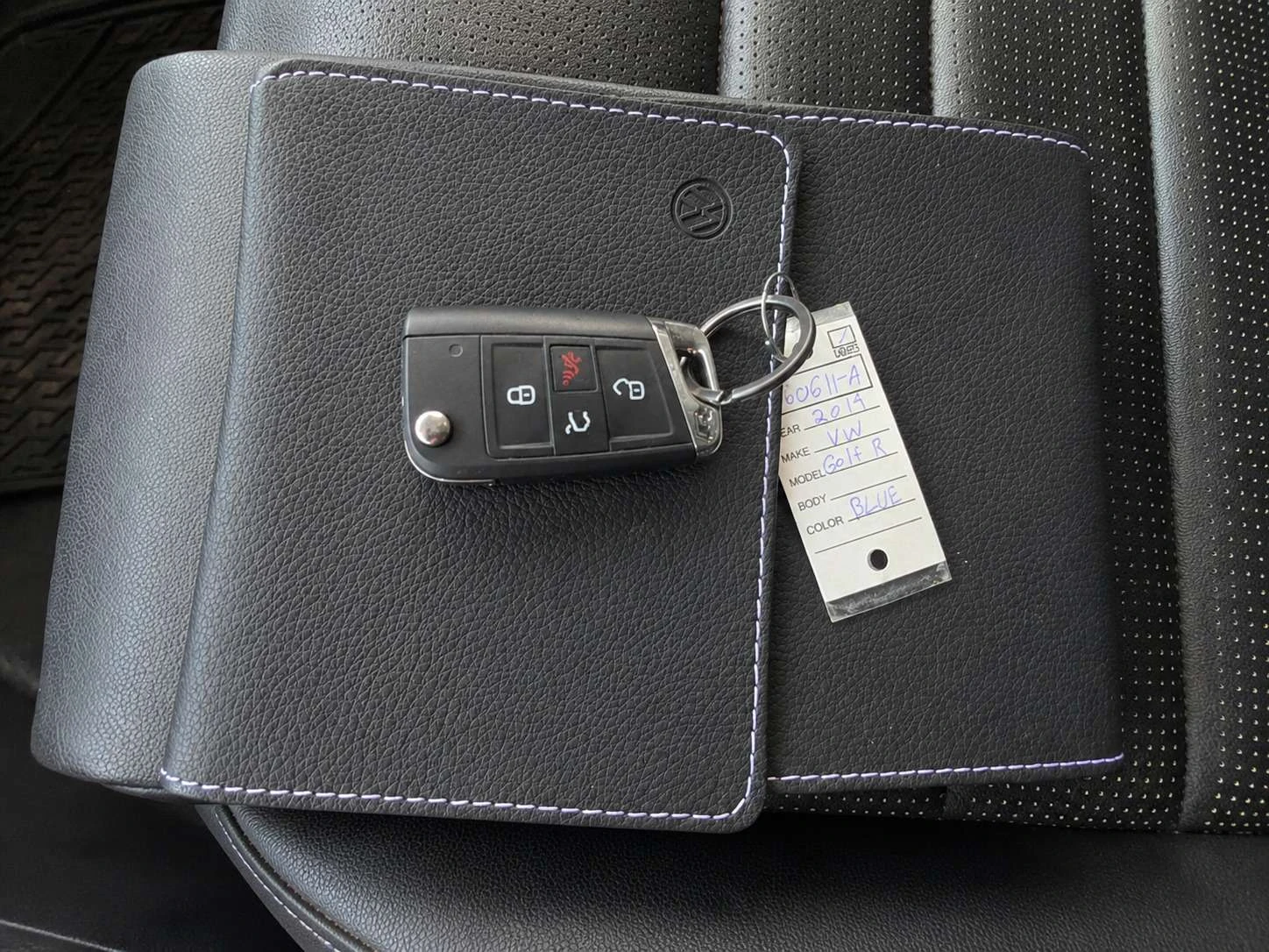 VW Golf DSG / ПОДГРЕВ / КОЖА / ЦЕНА ДО БГ, снимка 5 - Автомобили и джипове - 54897262