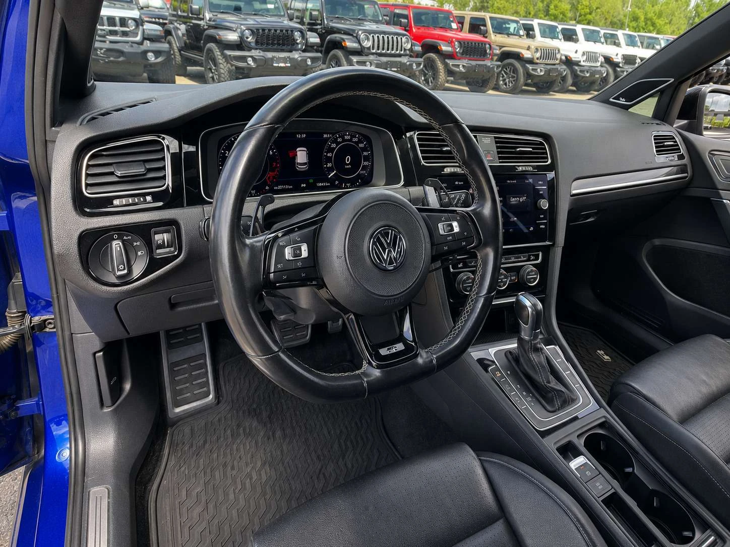 VW Golf DSG / ПОДГРЕВ / КОЖА / ЦЕНА ДО БГ, снимка 13 - Автомобили и джипове - 54897262