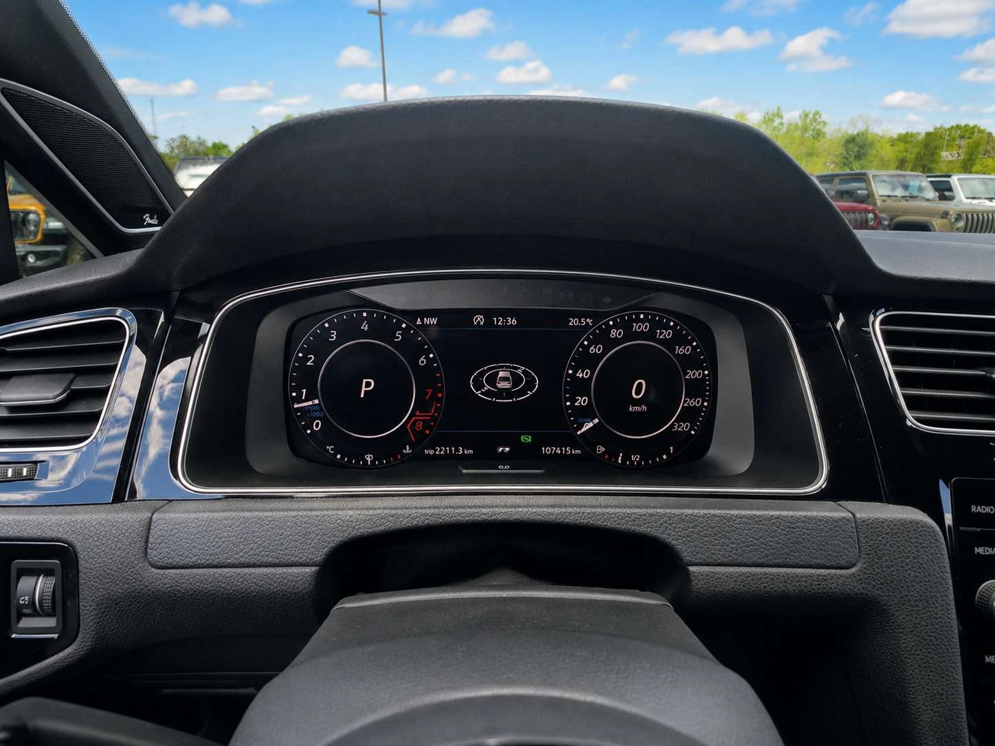 VW Golf DSG / ПОДГРЕВ / КОЖА / ЦЕНА ДО БГ, снимка 9 - Автомобили и джипове - 54897262