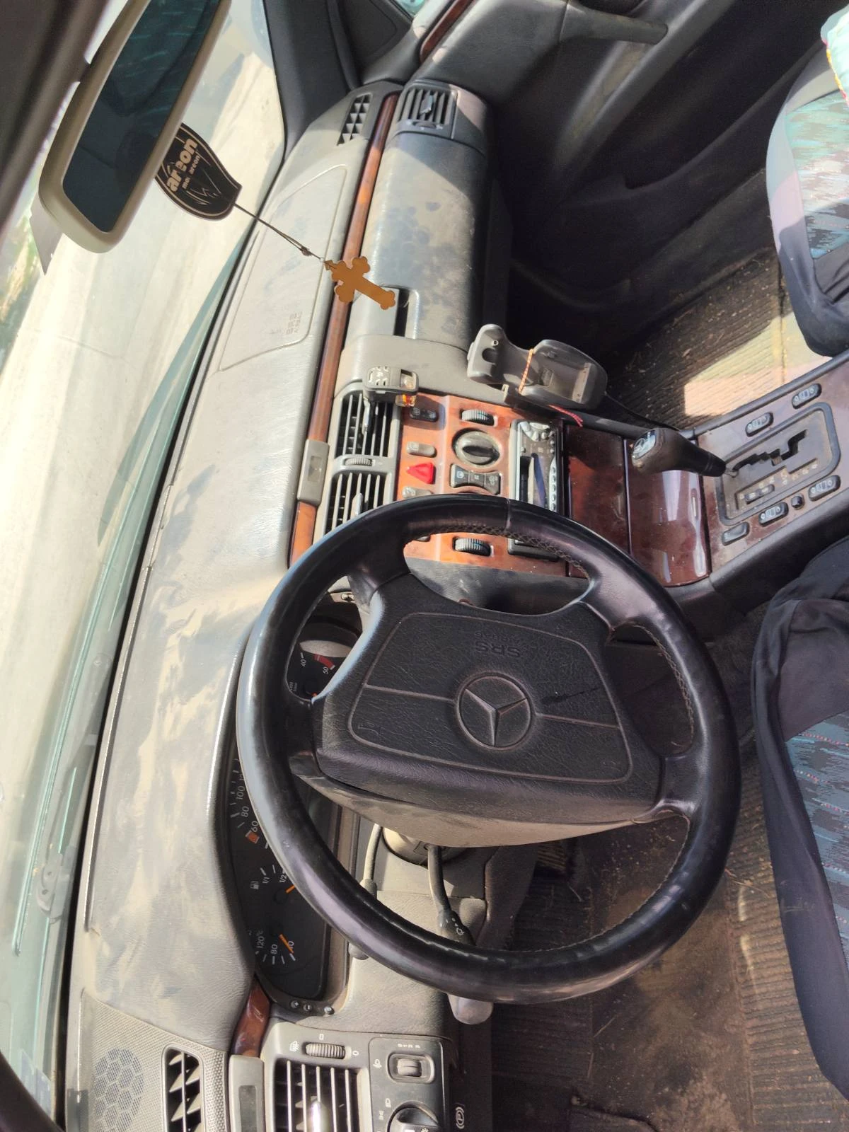 Mercedes-Benz E 290 2.9, снимка 4 - Автомобили и джипове - 54918037