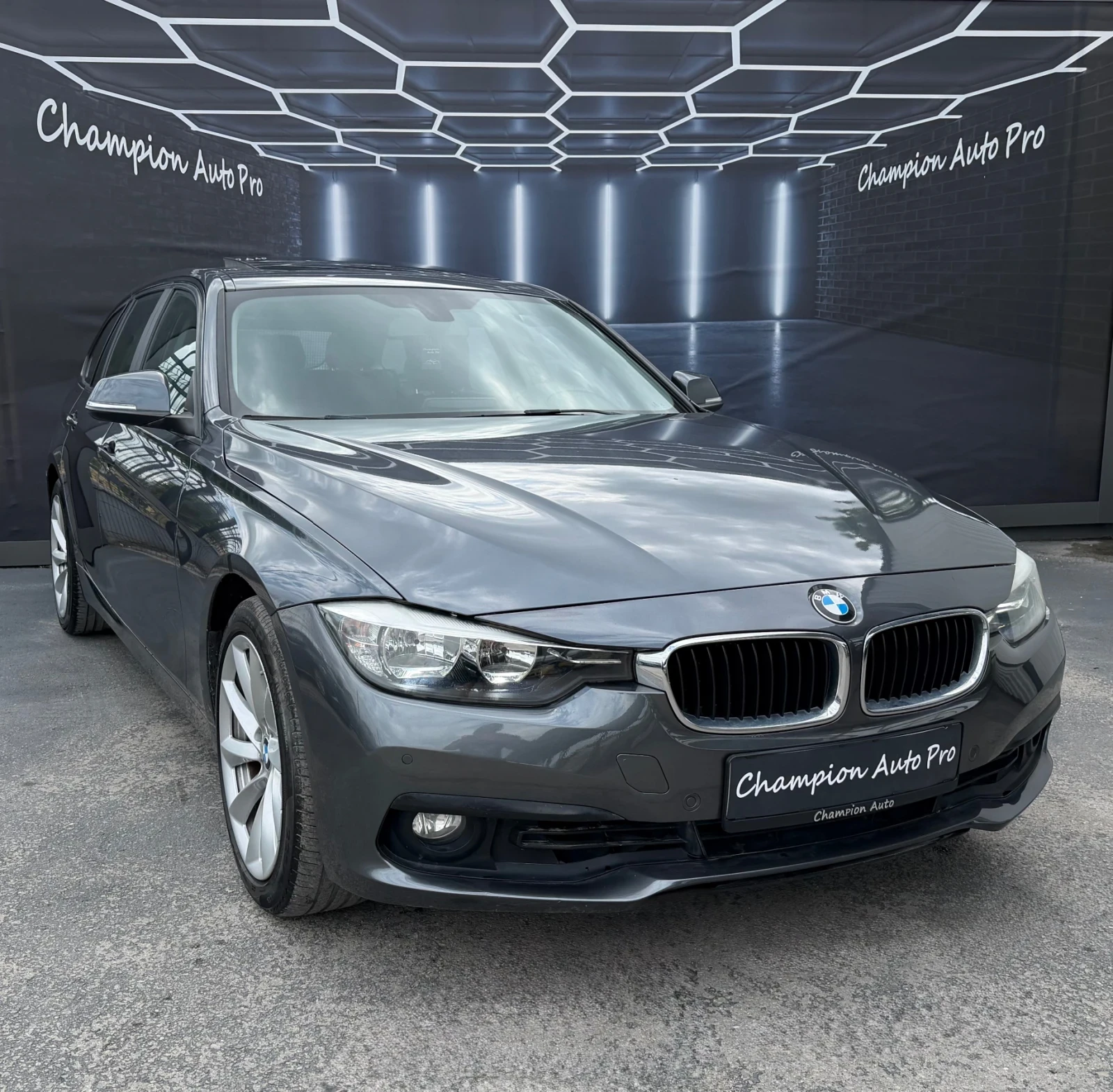 BMW 330 Xdrive , снимка 3 - Автомобили и джипове - 54932885