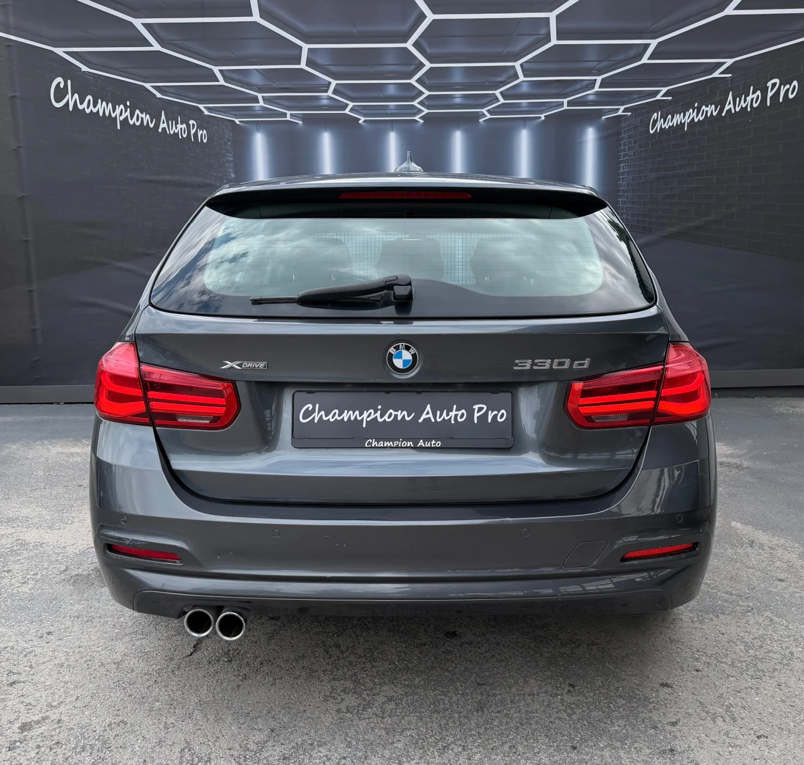 BMW 330 Xdrive , снимка 5 - Автомобили и джипове - 54932885