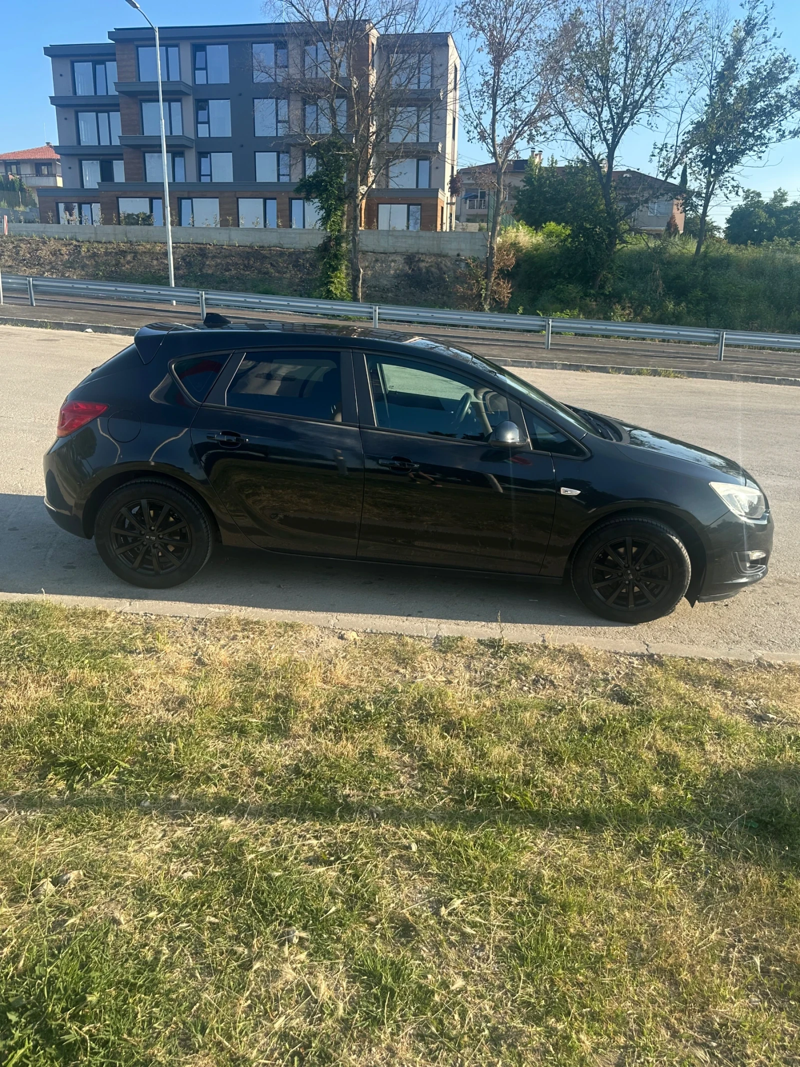 Opel Astra 1.4 Бензин/Газ + NAVI, снимка 7 - Автомобили и джипове - 55064014