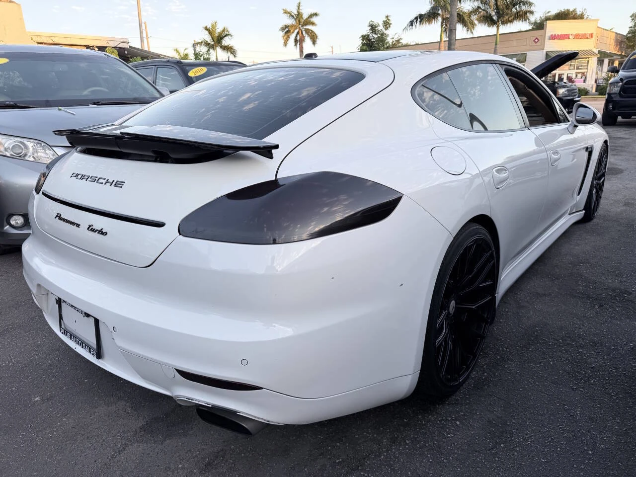 Porsche Panamera BOSE* 911 20" ДЖАНТИ* LANE ASSIST* КРАЙНА ЦЕНА, снимка 5 - Автомобили и джипове - 55148071