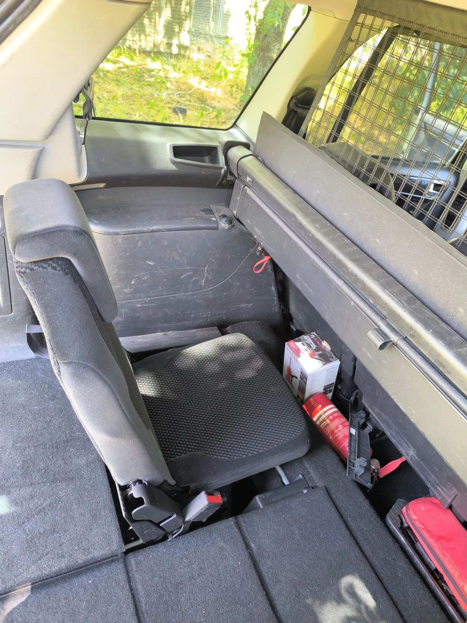 Citroen Grand C4 Picasso 1.8 125к.с Бензин с газ, снимка 16 - Автомобили и джипове - 55250358