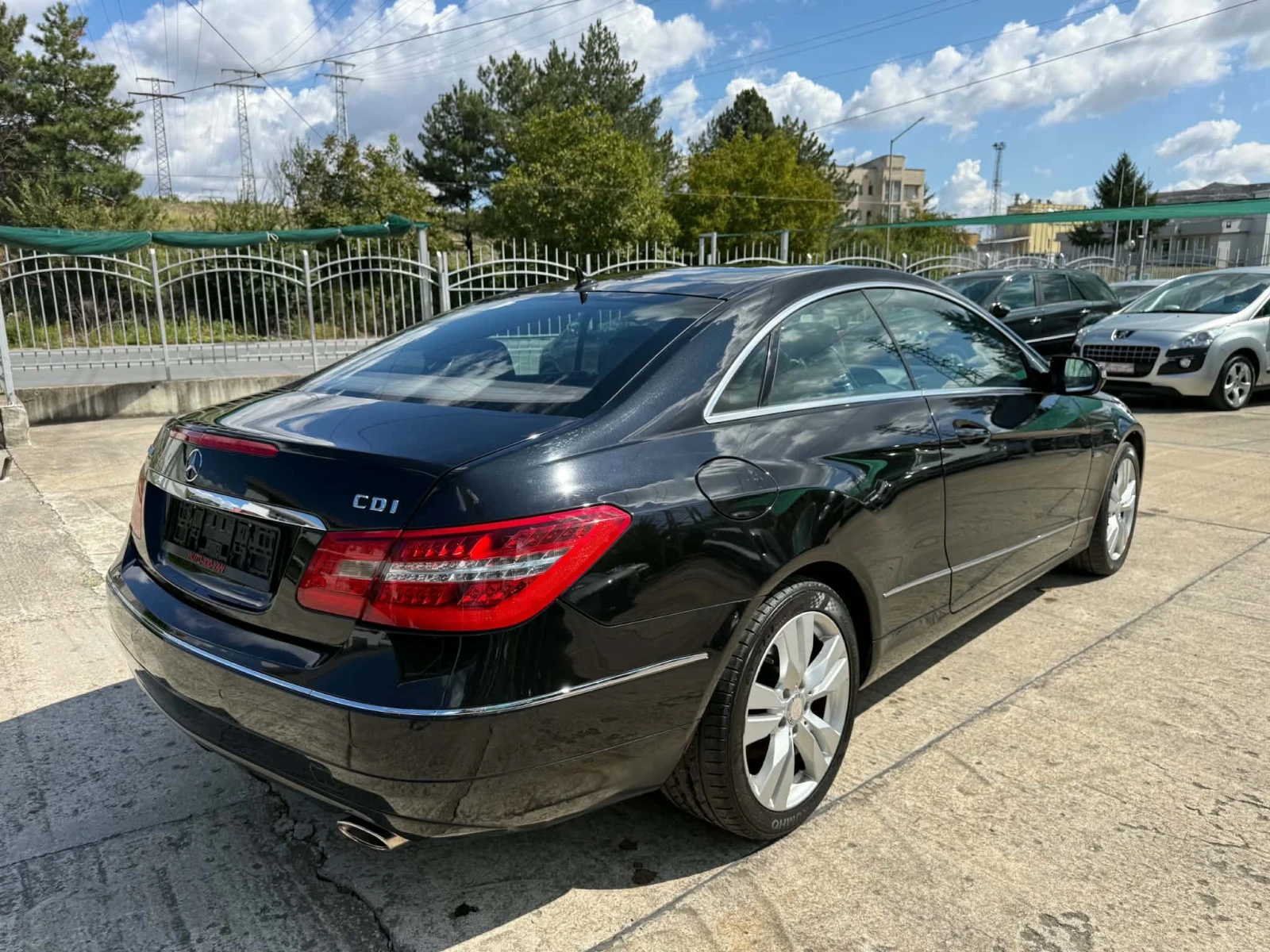 Mercedes-Benz E 350 CDI 231кс Coupe, снимка 7 - Автомобили и джипове - 56070055