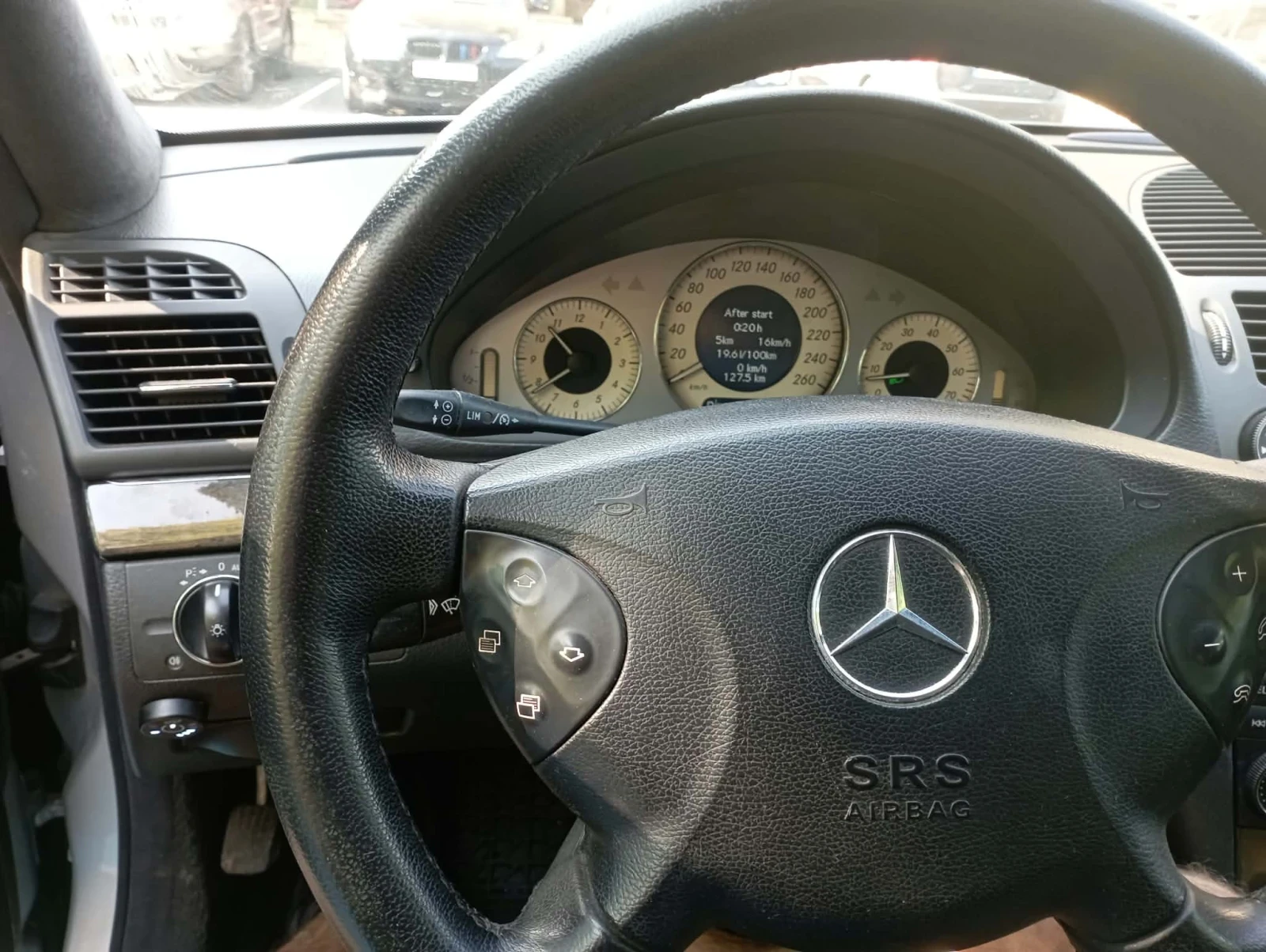 Mercedes-Benz E 500 E500, снимка 5 - Автомобили и джипове - 56204644