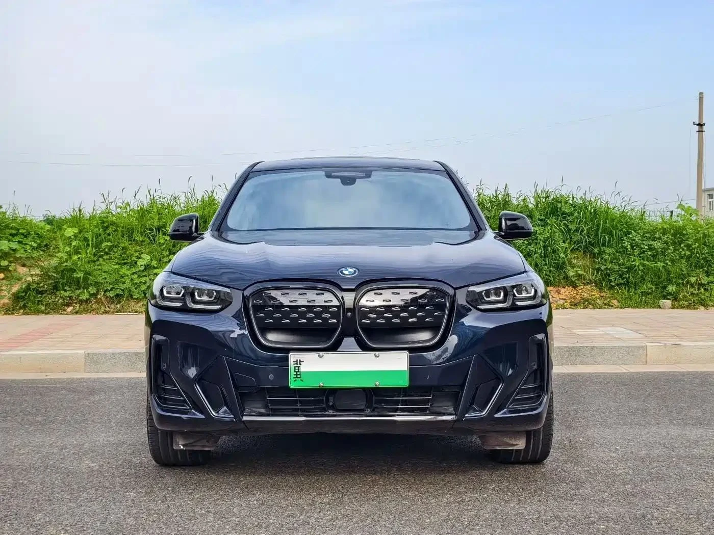 BMW iX3, снимка 2 - Автомобили и джипове - 56711782