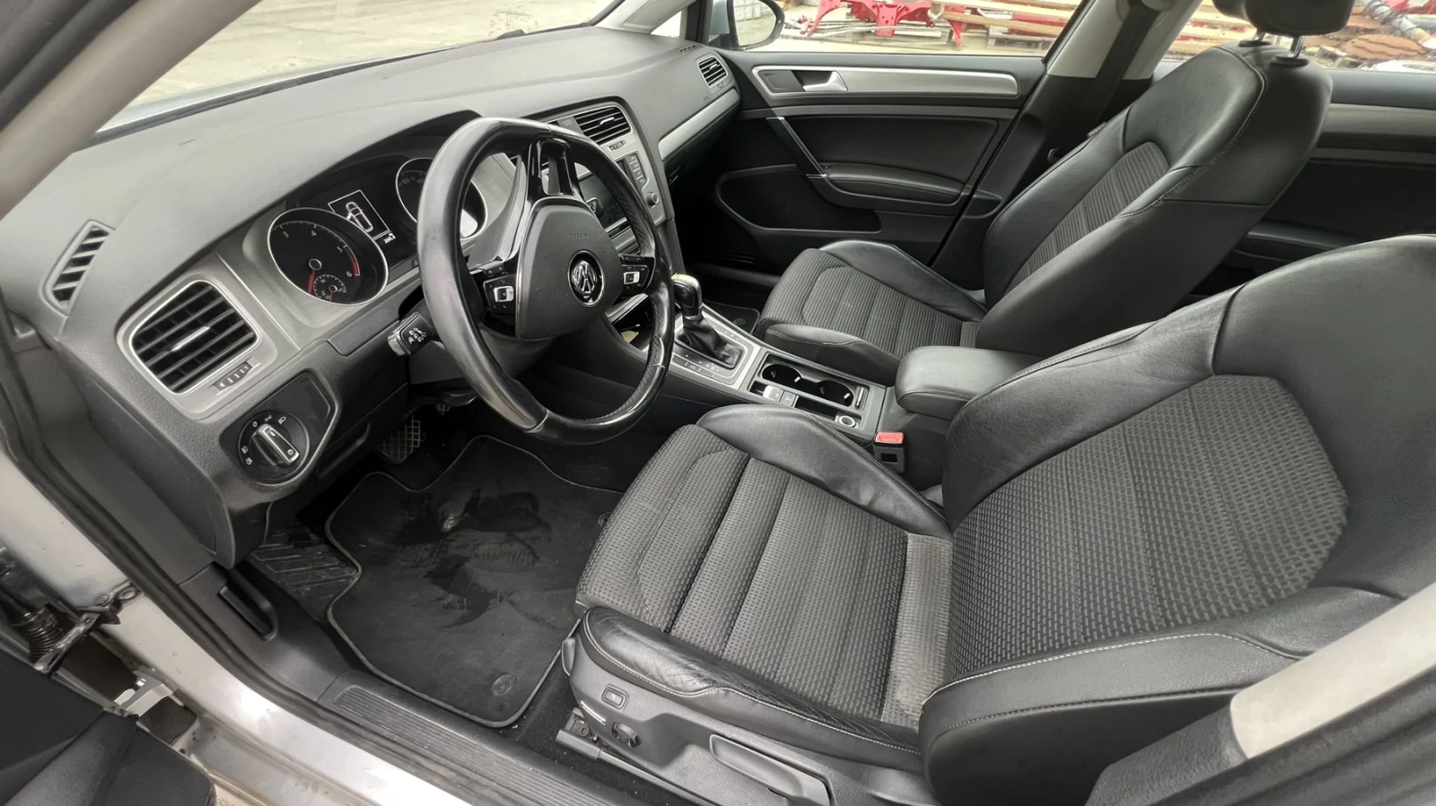VW Golf 2.0 Diesel, снимка 11 - Автомобили и джипове - 56736661