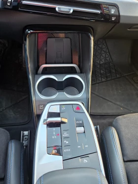 BMW X1 sDrive20i-М-Спорт, Панарома, Harman Kardon, 360 Ка, снимка 17