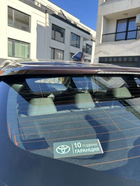 Toyota C-HR 1.8 HYB E-CVT, снимка 13