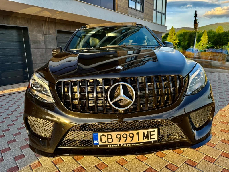 Mercedes-Benz GLE 550 AMG* Keyless* Camera* Massage* 360* H&K, снимка 2 - Автомобили и джипове - 50408679