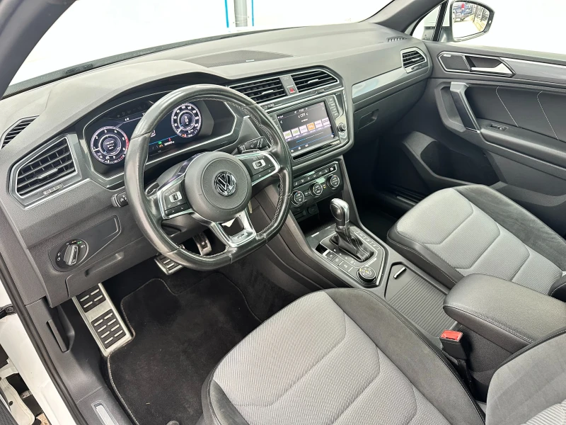 VW Tiguan 4Motion* R LINE* MATRIX LED, снимка 7 - Автомобили и джипове - 52439159