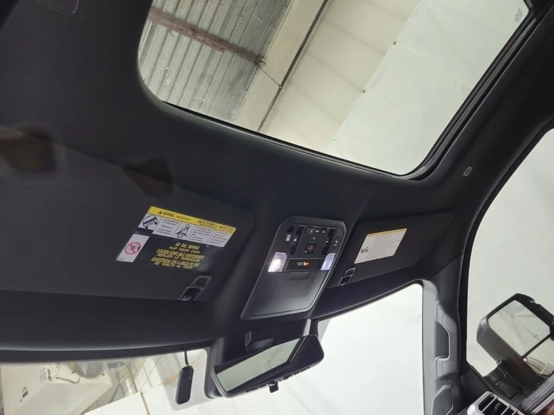 Toyota Tundra * PLATINUM HYBRID CREW CAB SHORT BED * CARFAX * БЕ, снимка 14 - Автомобили и джипове - 52929569